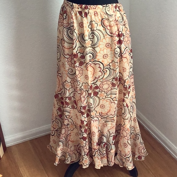 Studio 1940 Dresses & Skirts - Fully Lined Maxi Skirt